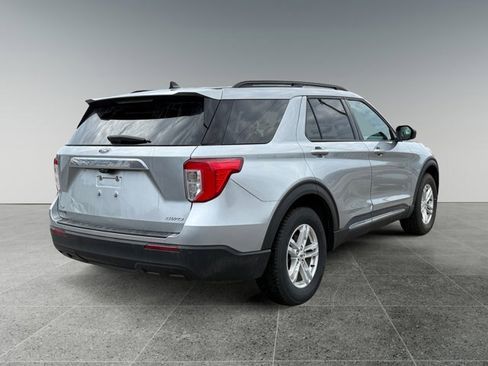 Certified 2023 Ford Explorer XLT AWD/4WD image 5