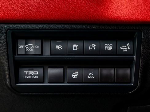 Used 2025 Toyota Sequoia TRD Pro AWD/4WD image 22