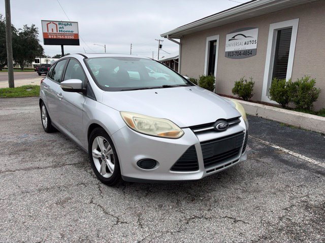 Used 2014 Ford Focus SE FWD image 3