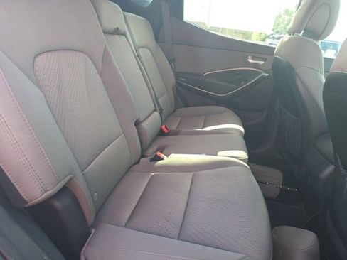 Used 2017 Hyundai Santa Fe Sport image 12