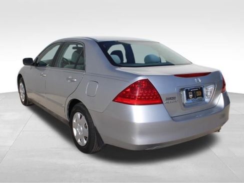 Used 2007 Honda Accord LX image 4