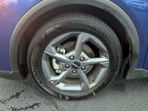 Used 2025 Kia K4 LXS image 36