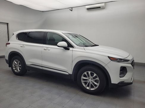 Used 2019 Hyundai Santa Fe SEL FWD image 11