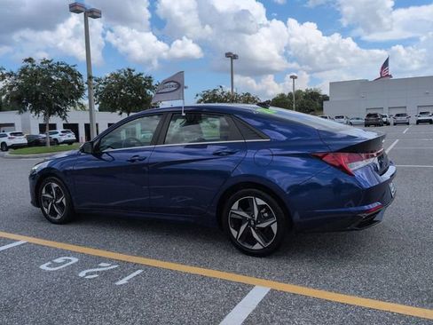Used 2023 Hyundai Elantra Limited FWD image 6