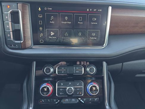 Used 2023 GMC Yukon XL Denali Ultimate image 22