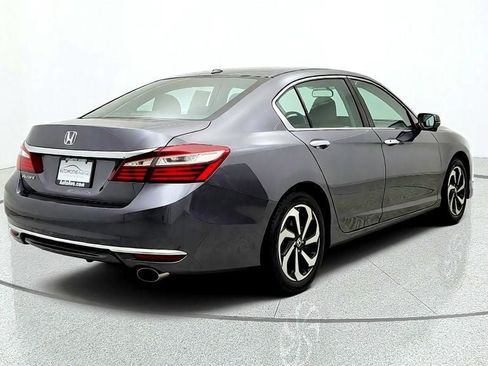 Used 2017 Honda Accord EX-L image 5