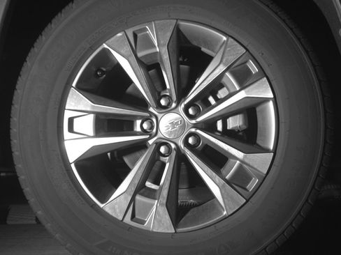 Used 2025 Chevrolet Equinox LT image 13