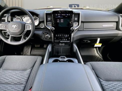 New 2026 RAM 1500 4x4 Crew Cab image 10