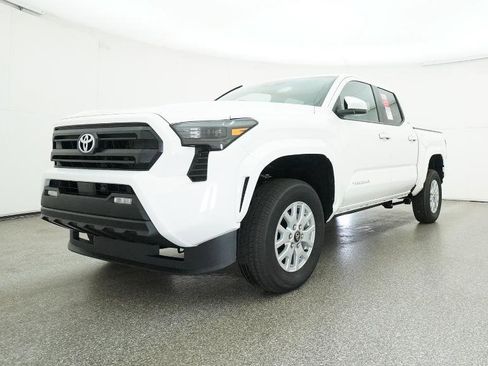 New 2025 Toyota Tacoma SR5 image 4