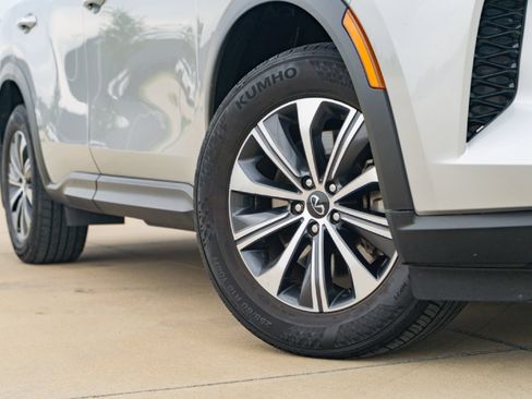 Certified 2023 INFINITI QX60 Pure FWD image 2