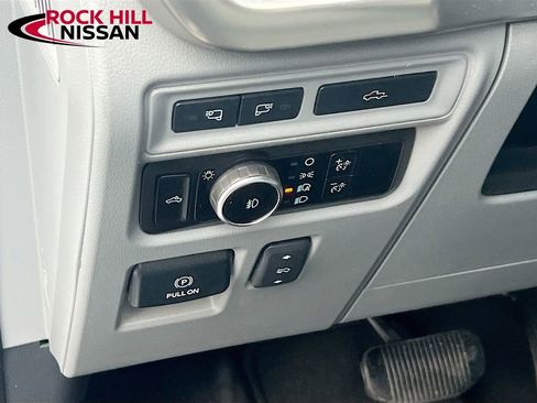 Used 2023 Ford F150 Lariat w/ Trailer Tow Package AWD/4WD image 10