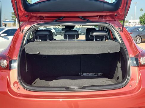 Used 2017 MAZDA MAZDA3 Touring image 25