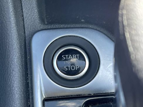 Used 2022 Nissan Sentra SV FWD image 28