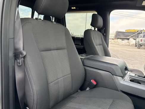 Used 2015 Ford F150 XLT w/ Equipment Group 302A Luxury image 34