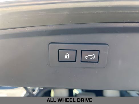 Used 2023 Subaru Outback Limited image 15