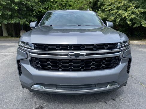 Used 2022 Chevrolet Tahoe LS RWD image 3