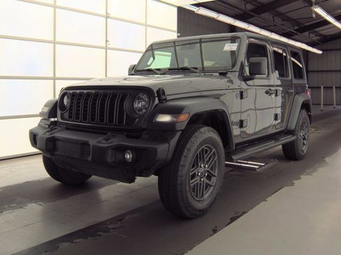 Used 2024 Jeep Wrangler Unlimited Sport AWD/4WD image 1