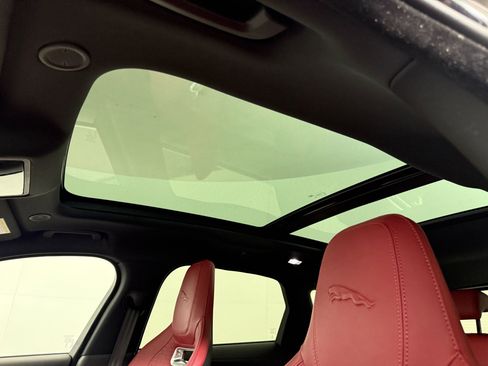 Used 2026 Jaguar F-PACE R-Dynamic S image 13