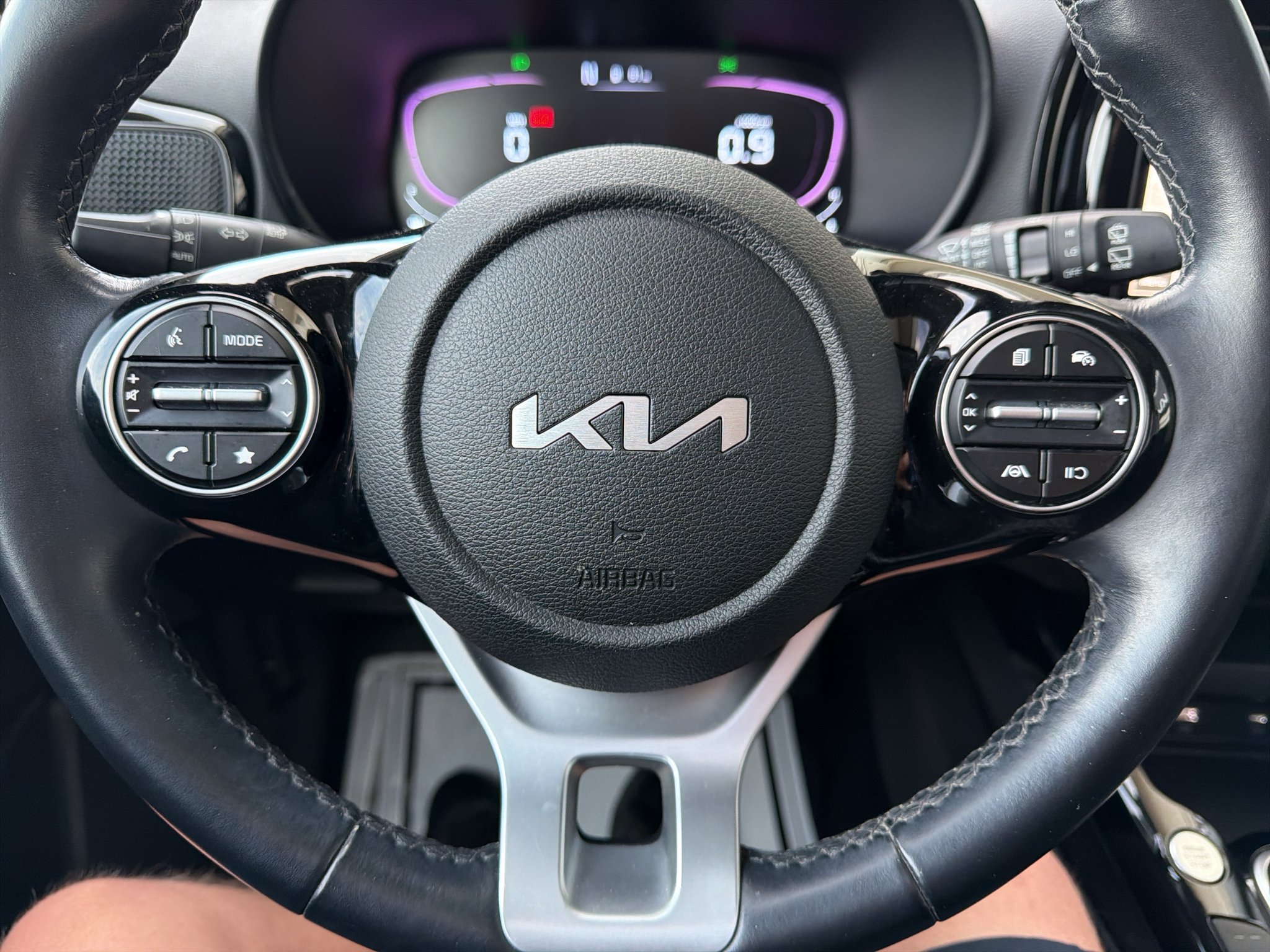 Used 2023 Kia Soul EX FWD image 23