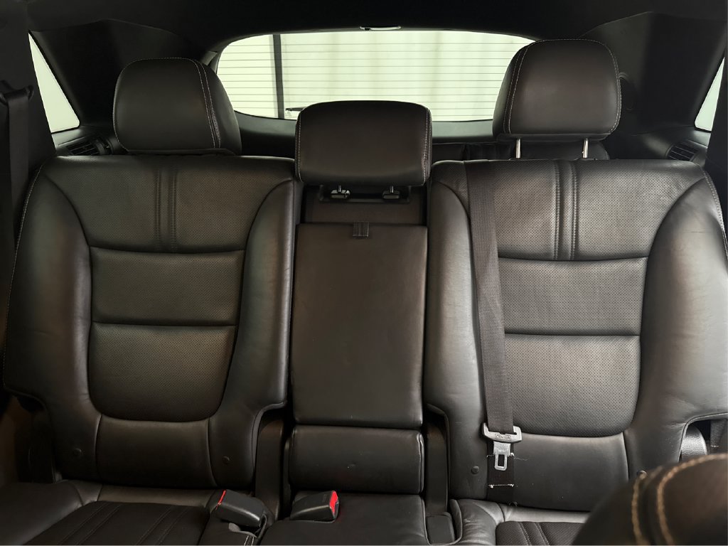 Used 2014 Kia Sorento SX w/ 3rd Row Package AWD/4WD image 37