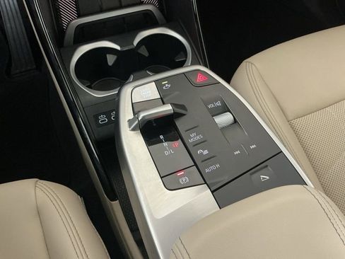 Certified 2025 BMW X1 xDrive28i w/ Convenience Package image 14