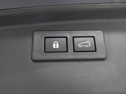 Used 2023 Subaru Outback Touring XT image 43