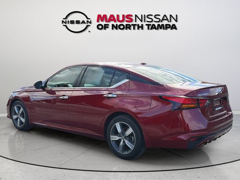 Used 2019 Nissan Altima 2.5 SV FWD image 7