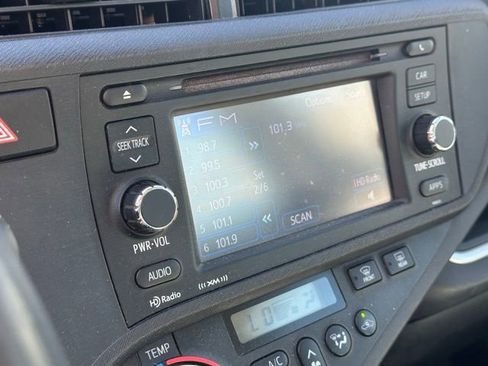 Used 2014 Toyota Prius C Three image 8