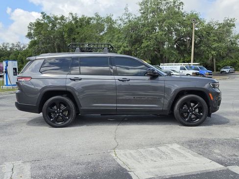 Used 2021 Jeep Grand Cherokee L Laredo RWD image 6