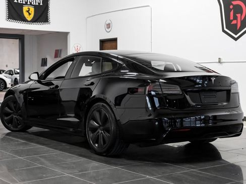 Used 2023 Tesla Model S Standard Range image 13