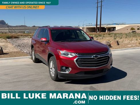 Used 2020 Chevrolet Traverse LT image 1