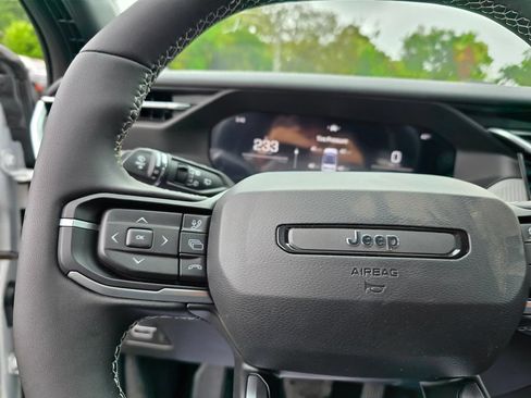 New 2026 Jeep Cherokee Laredo AWD/4WD image 17