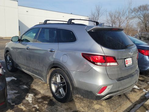 Used 2017 Hyundai Santa Fe Limited image 3