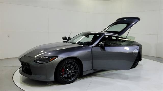 Certified 2024 Nissan Z Performance w/ Floor Mat Package RWD image 29