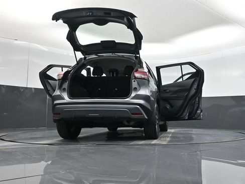 Used 2024 Nissan Kicks SV FWD image 53
