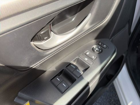 Used 2021 Honda CR-V Special Edition image 14