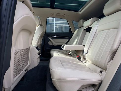 Used 2018 Audi Q5 2.0T Premium Plus w/ Premium Plus Package image 41