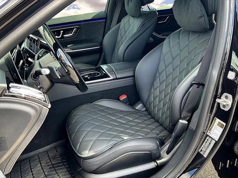 Used 2025 Mercedes-Benz S 580 4MATIC Sedan image 21