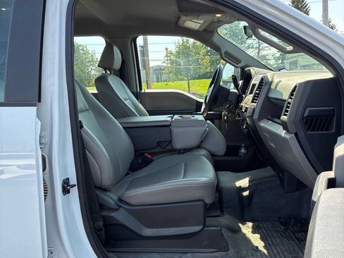 Used 2022 Ford F250 XL w/ Power Equipment Group AWD/4WD image 6