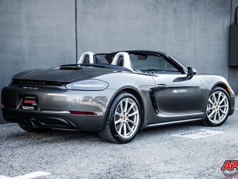 Used 2021 Porsche 718 Boxster image 50
