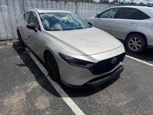 Used 2024 MAZDA MAZDA3 Hatchback w/Premium Plus Pkg AWD/4WD image 1