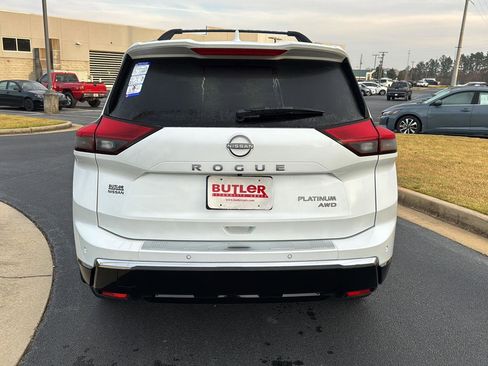 New 2026 Nissan Rogue Platinum w/ Platinum Premium Package image 4