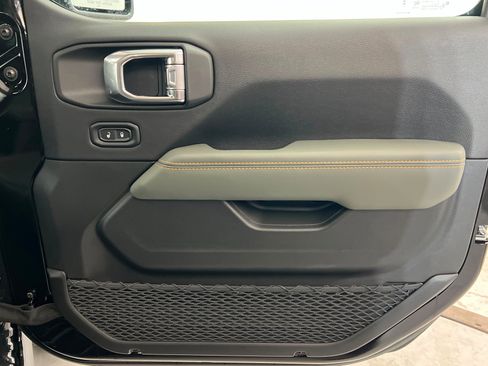 New 2026 Jeep Gladiator Mojave image 22