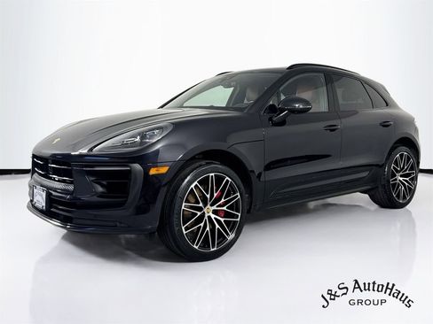 Used 2024 Porsche Macan S w/ Premium Plus Package AWD/4WD image 3