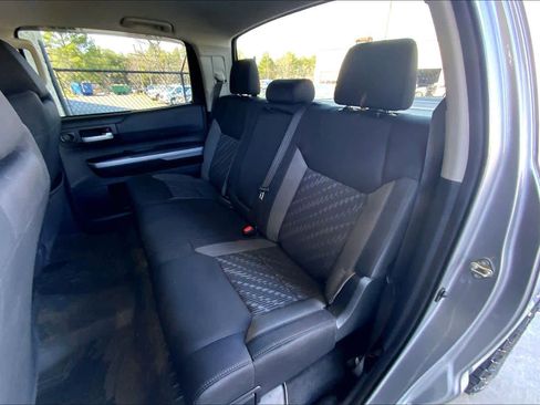 Used 2020 Toyota Tundra SR5 w/ SR5 Upgrade Package image 20