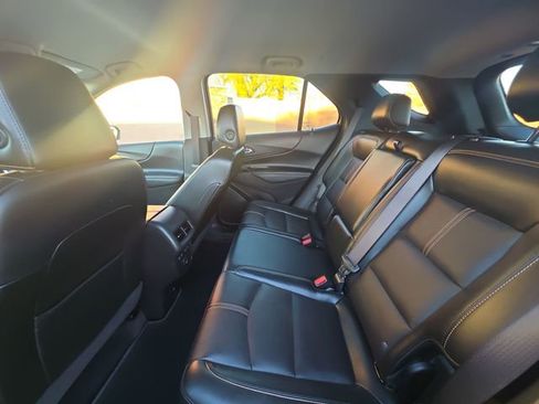 Used 2023 Chevrolet Equinox Premier image 25