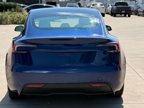 Used 2025 Tesla Model 3 Long Range AWD/4WD image 9