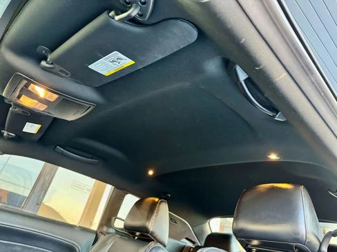 Used 2015 Dodge Challenger SXT Plus image 26