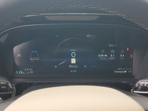 New 2026 Lincoln Corsair Premiere image 18