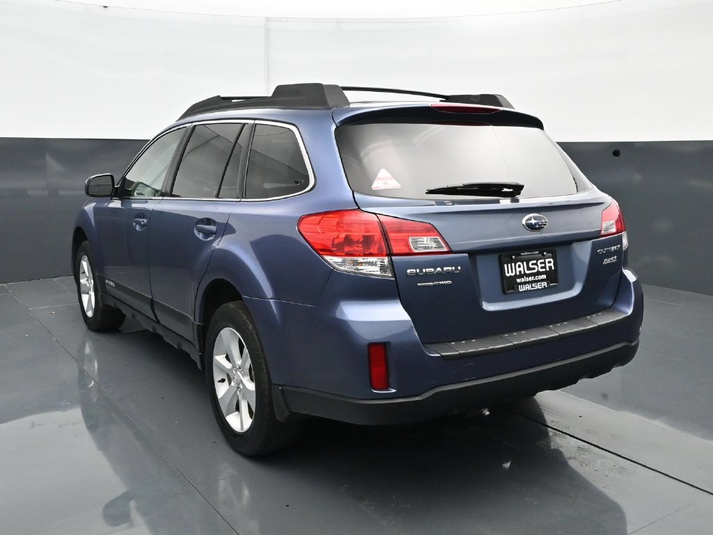 Used 2013 Subaru Outback Wilderness AWD/4WD image 5
